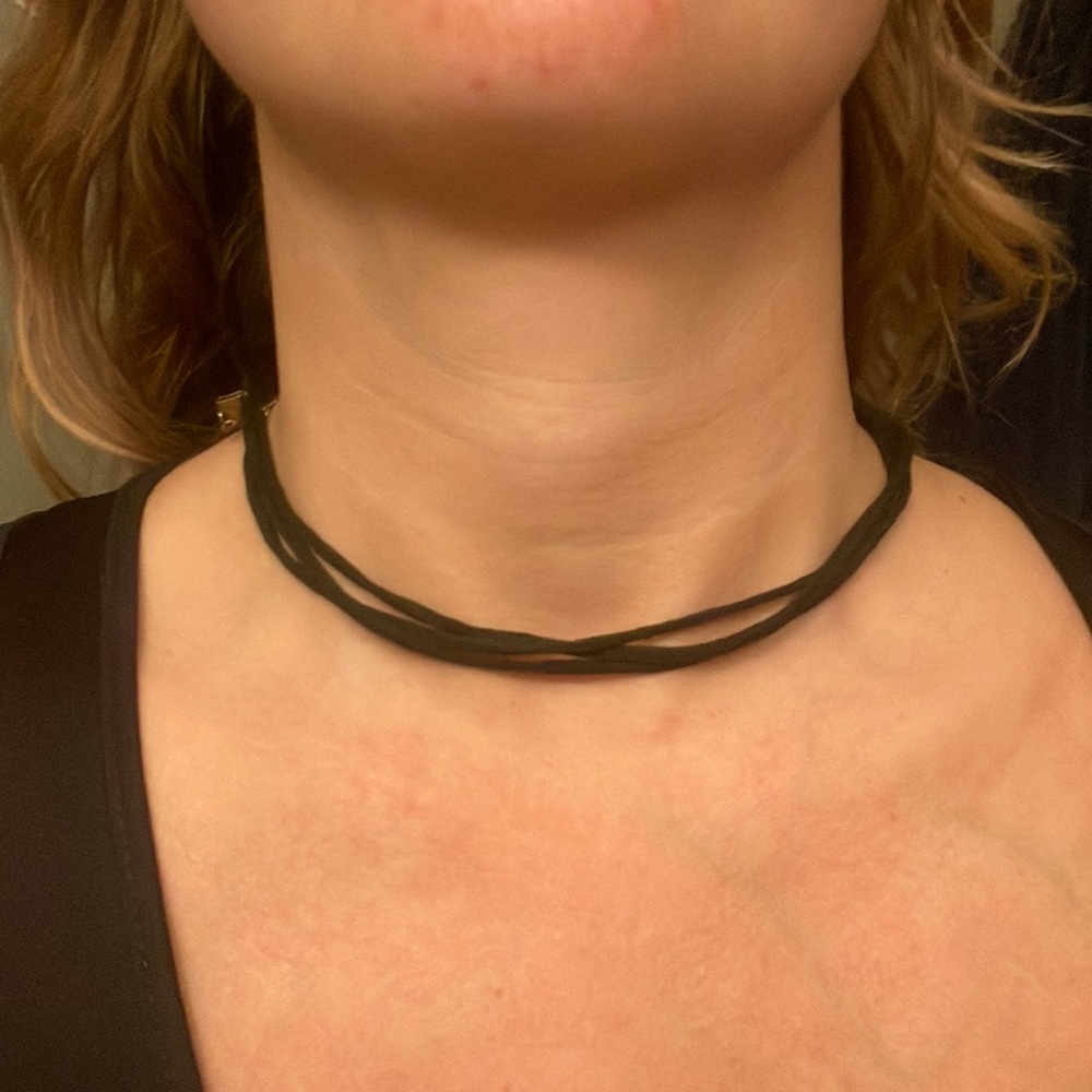 FREE WITH PURCHASE - Black choker